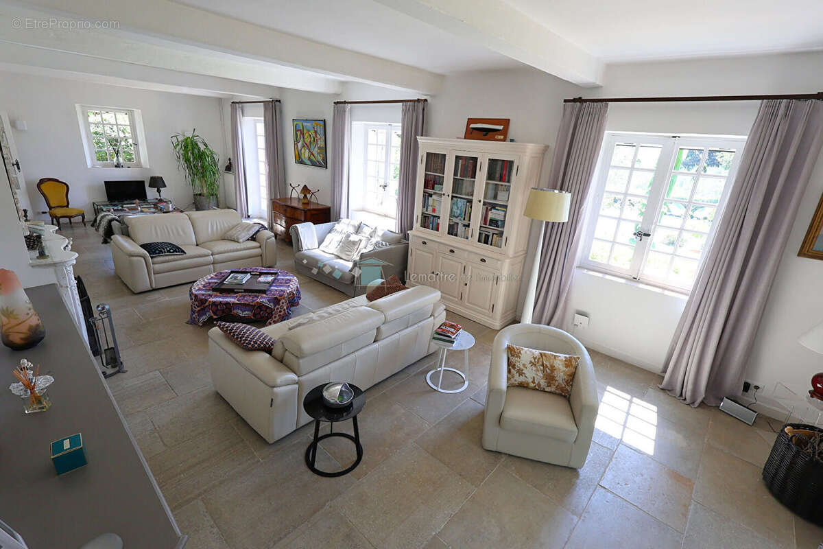 Maison à SPERACEDES