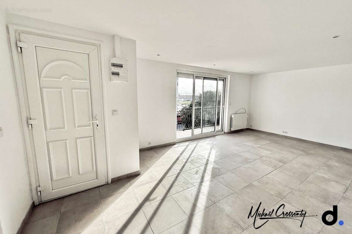 Séjour - Appartement à FOS-SUR-MER
