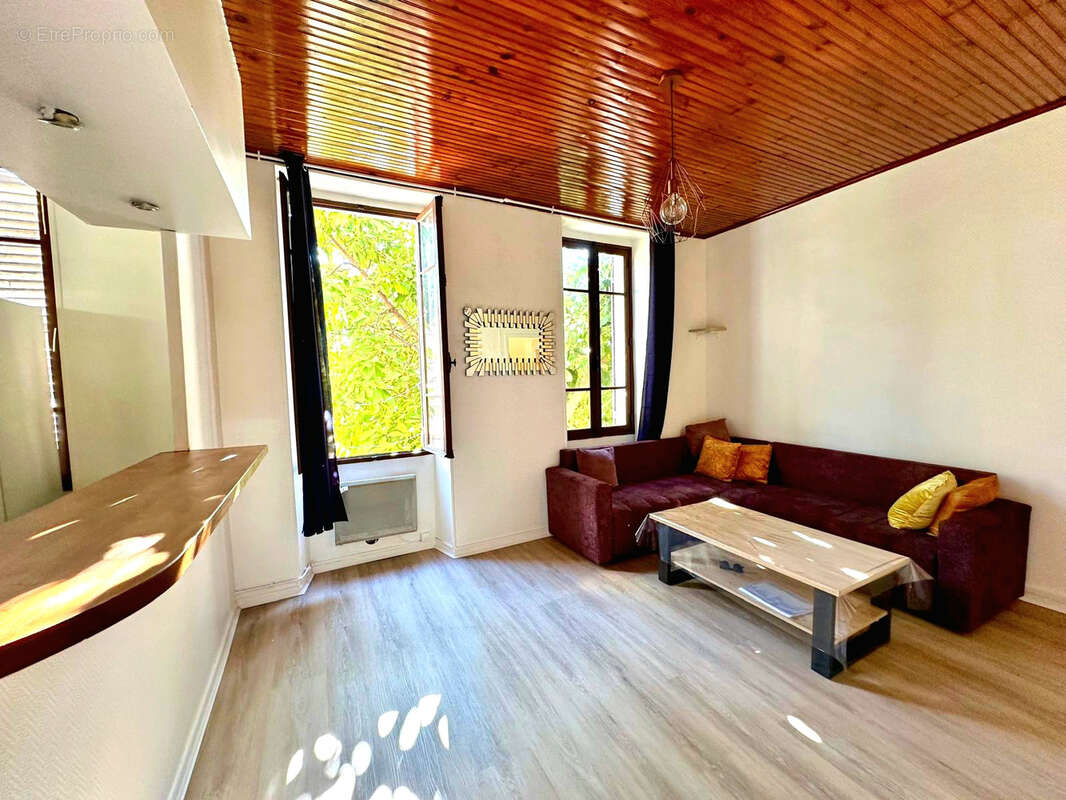 Appartement à MARSEILLE-10E