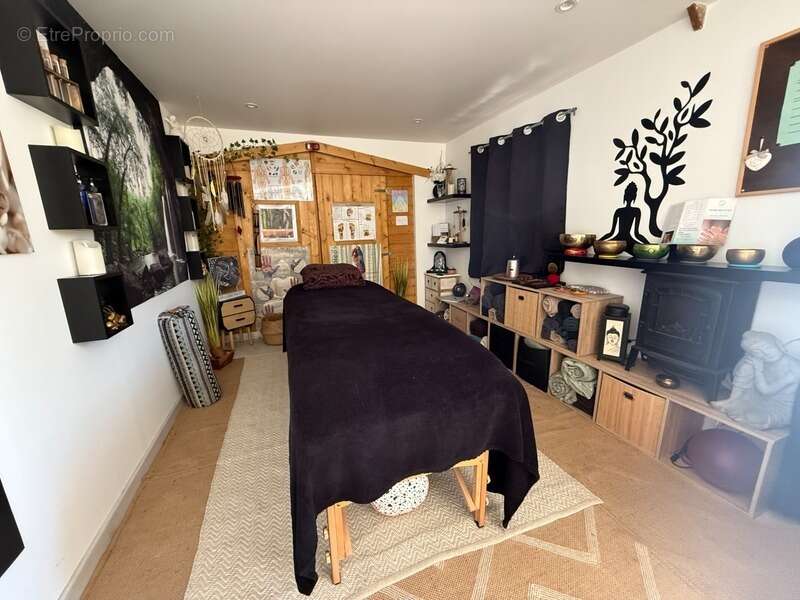 Maison à vendre 4 pièces TARBES (65) - Jardin arboré - piscine - photo 26