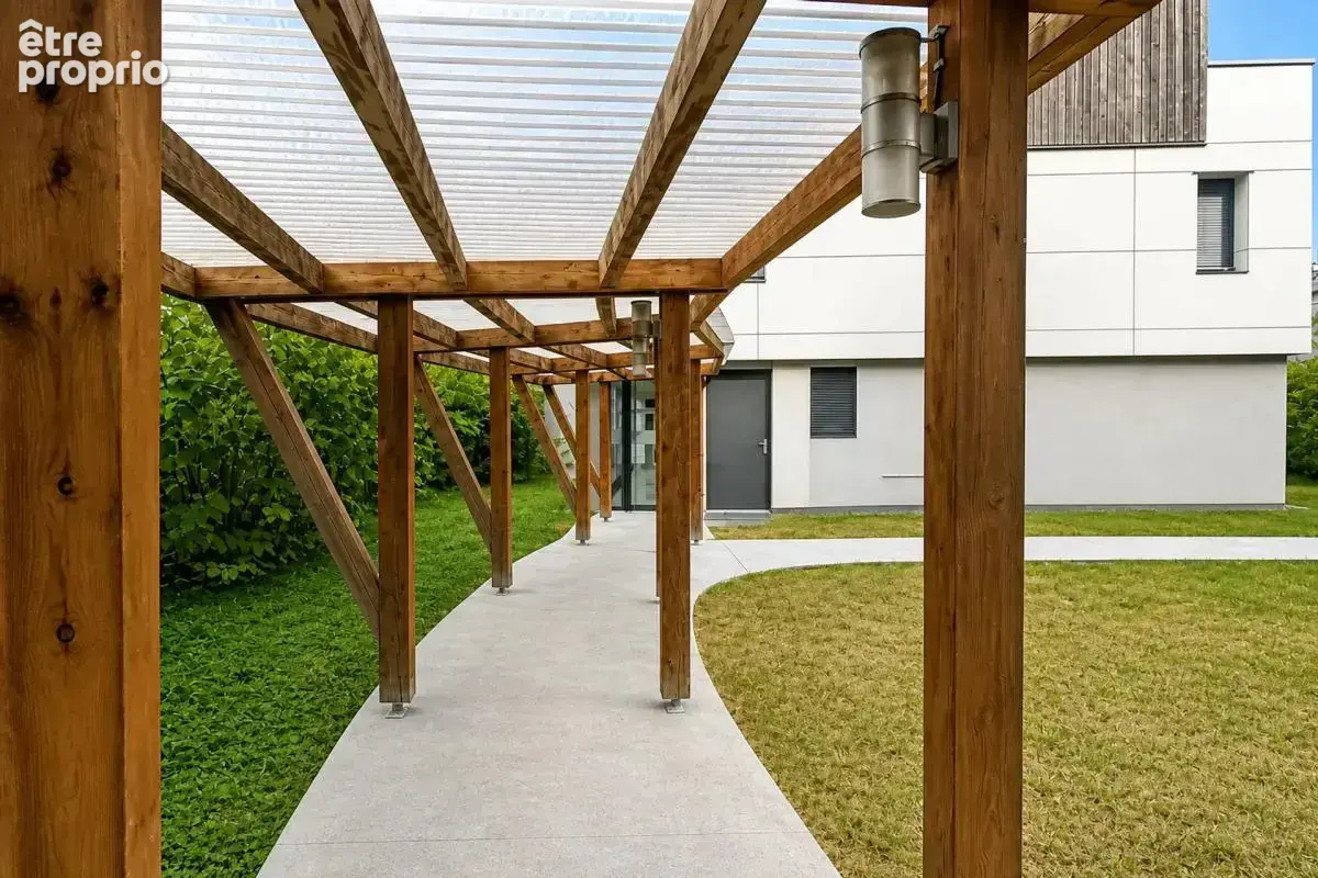 À vendre – studio au dernier étage – grenoble centre - photo 10