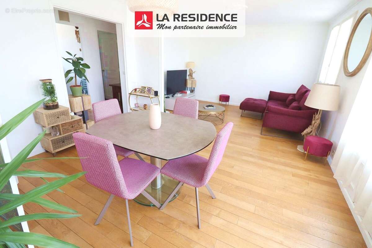 Appartement à VERSAILLES