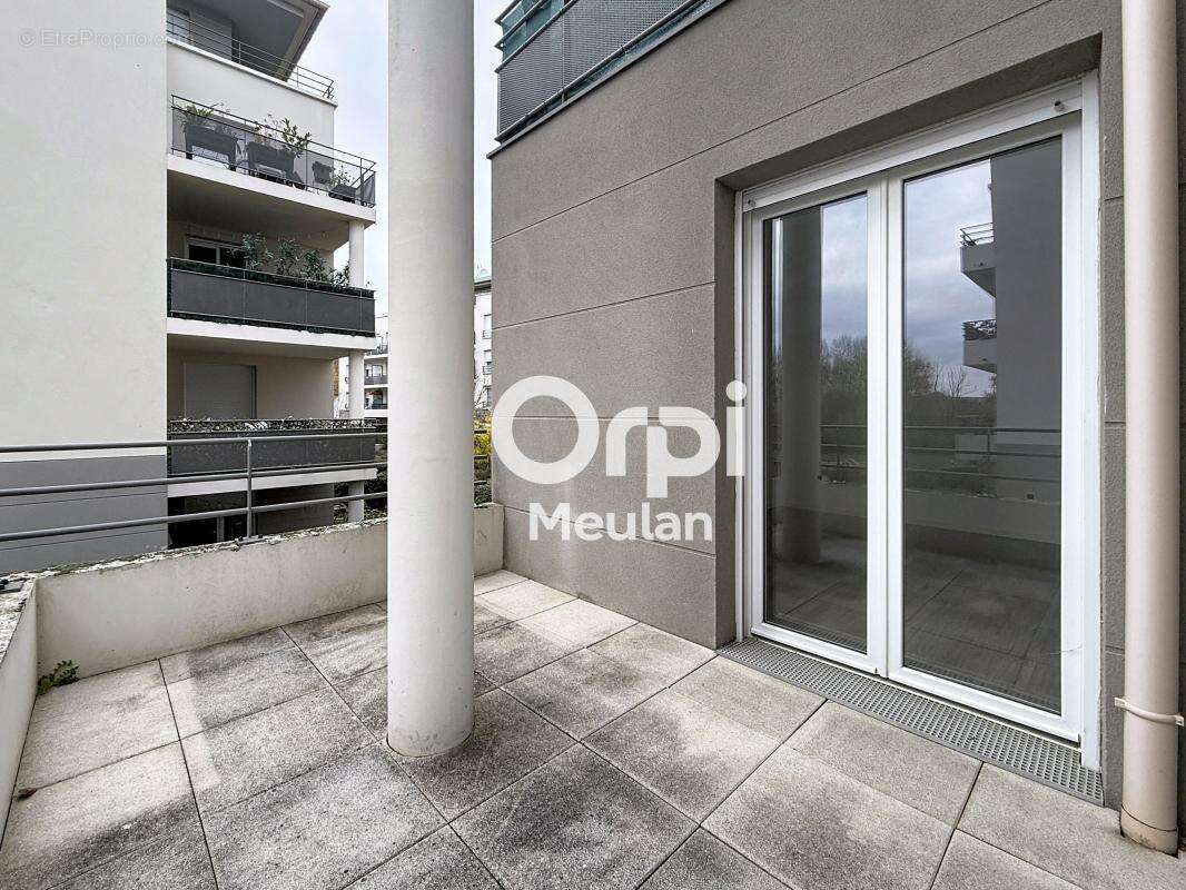Appartement à HARDRICOURT