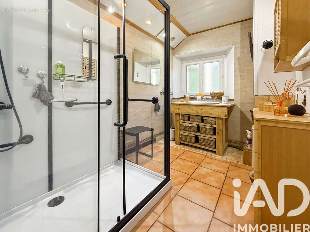 Photo 9 - Maison à VILLEBLEVIN