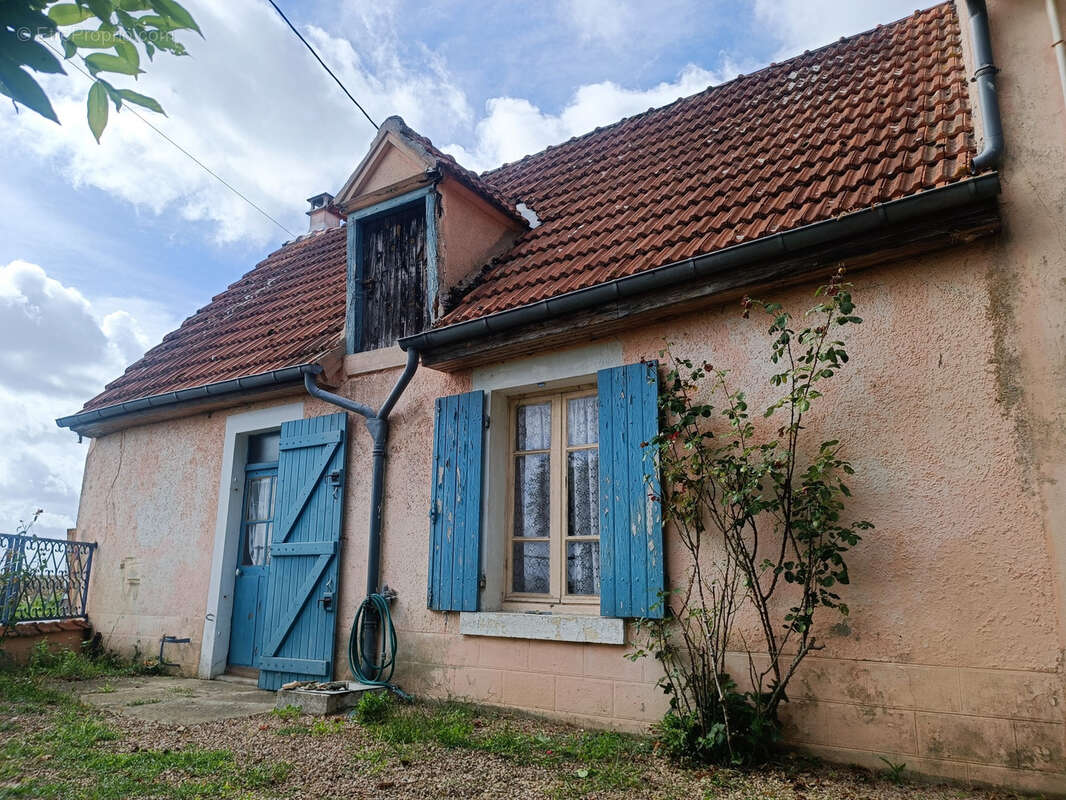 Maison à SANCERGUES