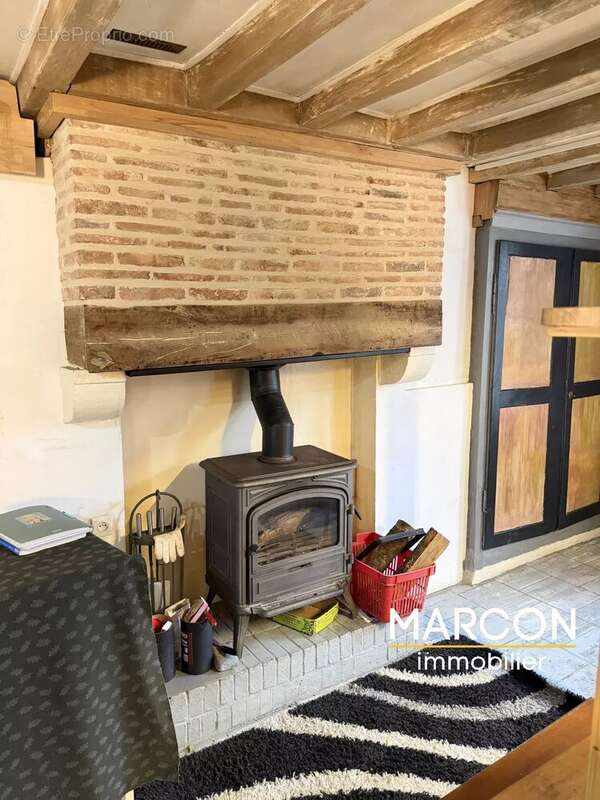 Maison à MOUTIER-MALCARD