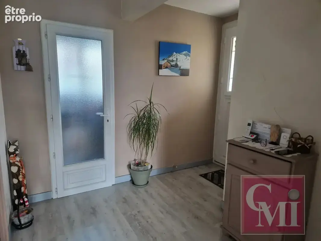 Jolie maison avec vu dégagée (4 chambres) et 385m2 de terrai - photo 2