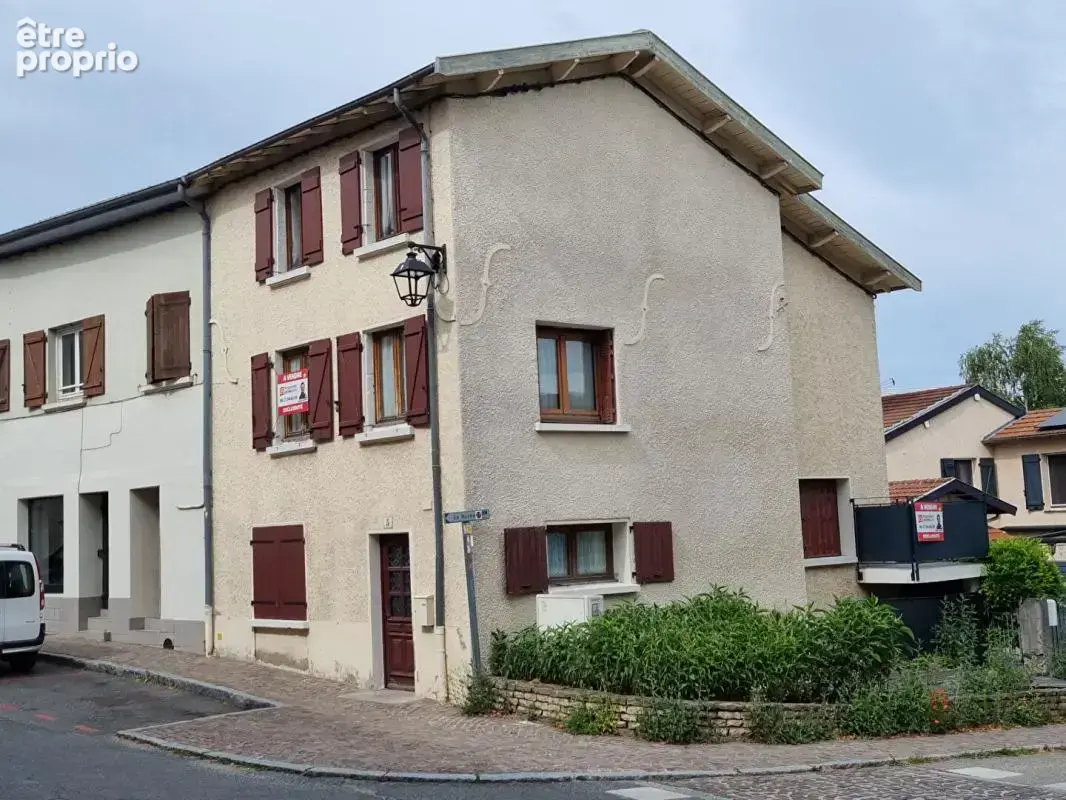 Maison à MESSIMY