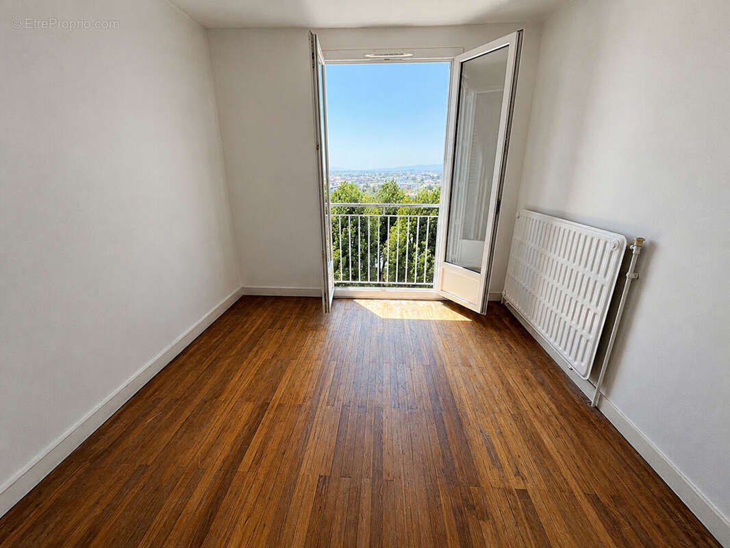 Décines, appartement type 3, vue Grand Large - photo 4