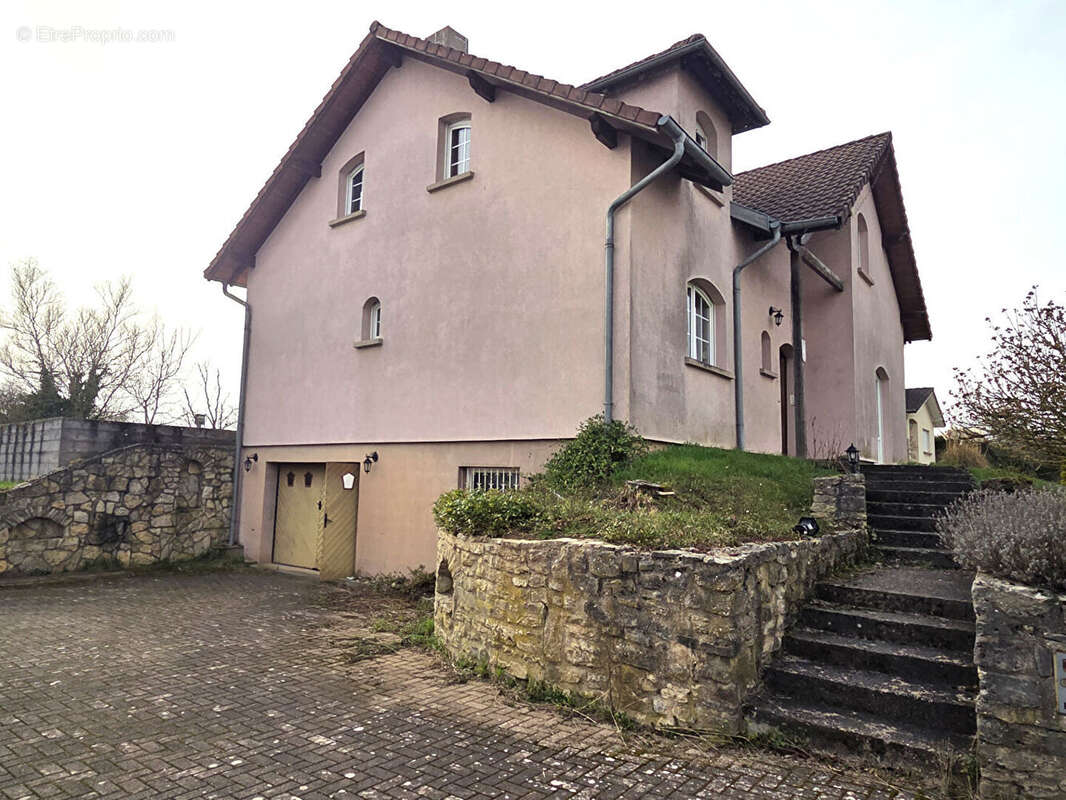 Maison à TETING-SUR-NIED