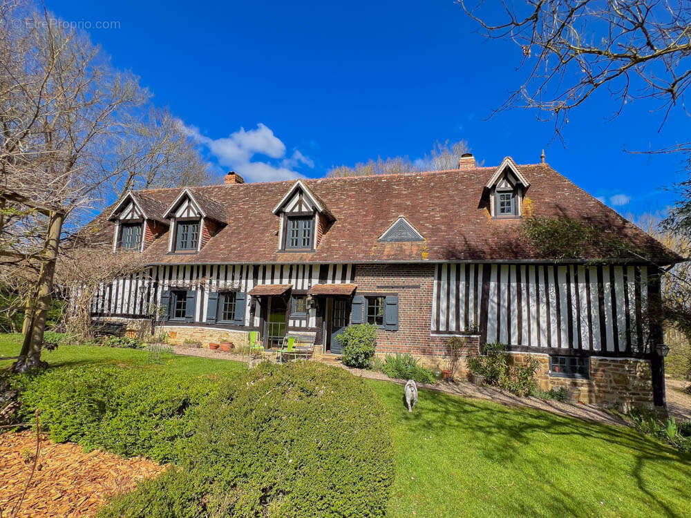 Maison à LE RENOUARD