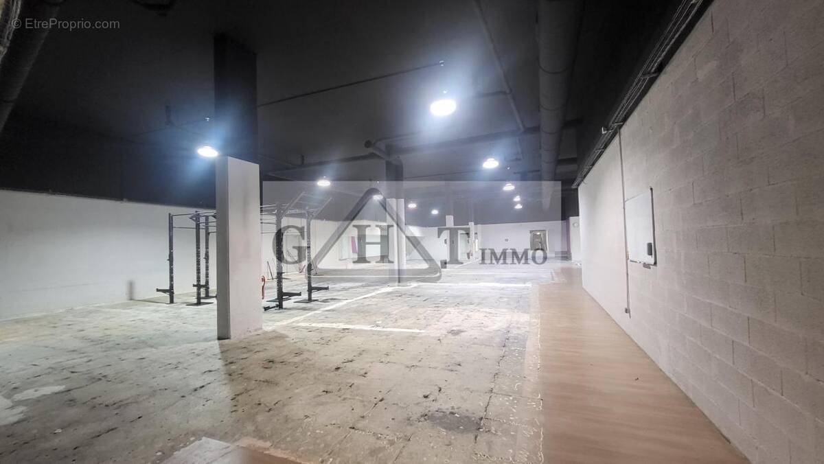 Commerce à SAINT-OUEN-L&#039;AUMONE