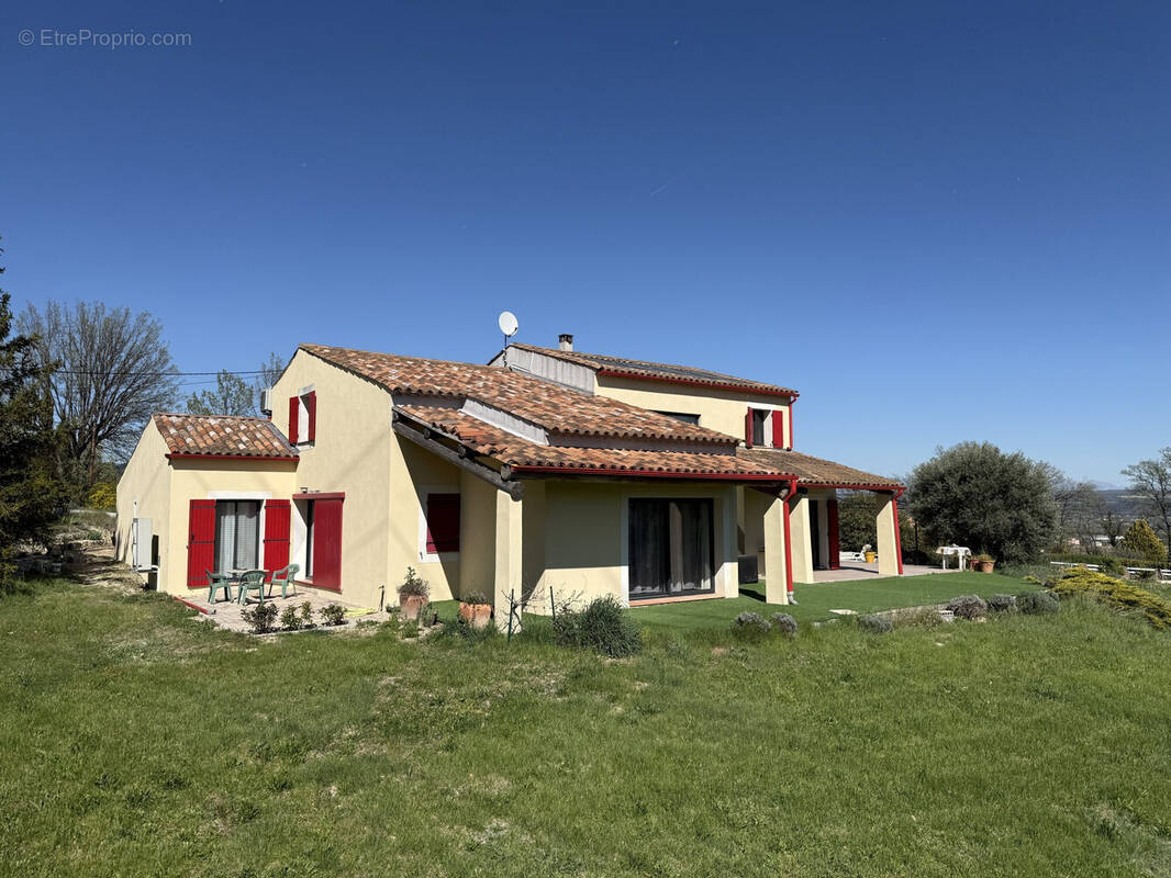 Maison à PIERREVERT