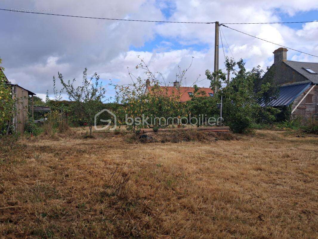 Terrain a batir de 1020 m² a le molay littry - photo 7