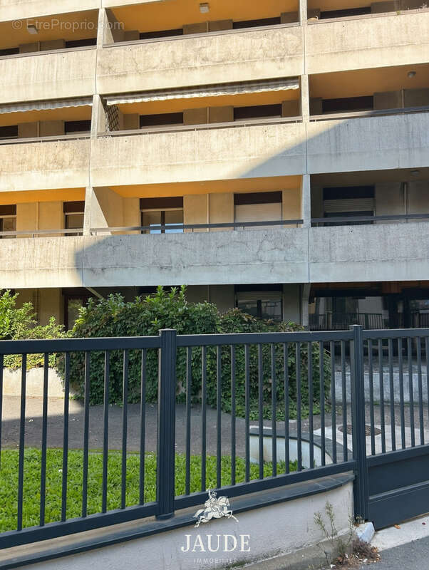 INVESTISSEURS - Studio de 26.15 m2 avec terrasse   Résidence Christine, 55-57 bd Lafayette, Clermont-Ferrand - photo 6