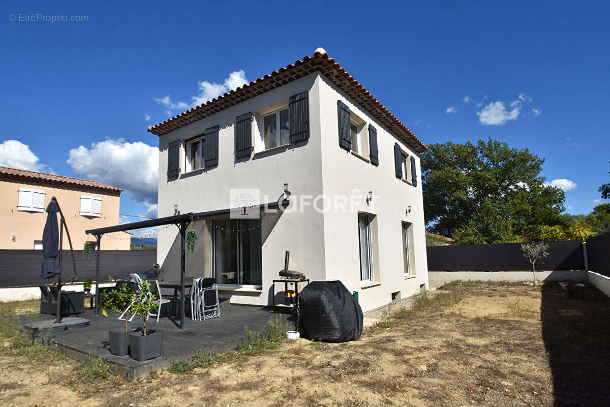 Maison à FAYENCE
