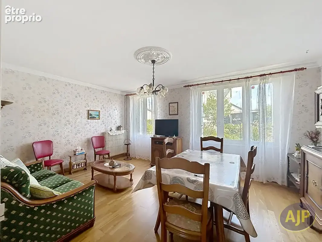 Châteaubriant 5 pièce(s) 95m² - photo 6