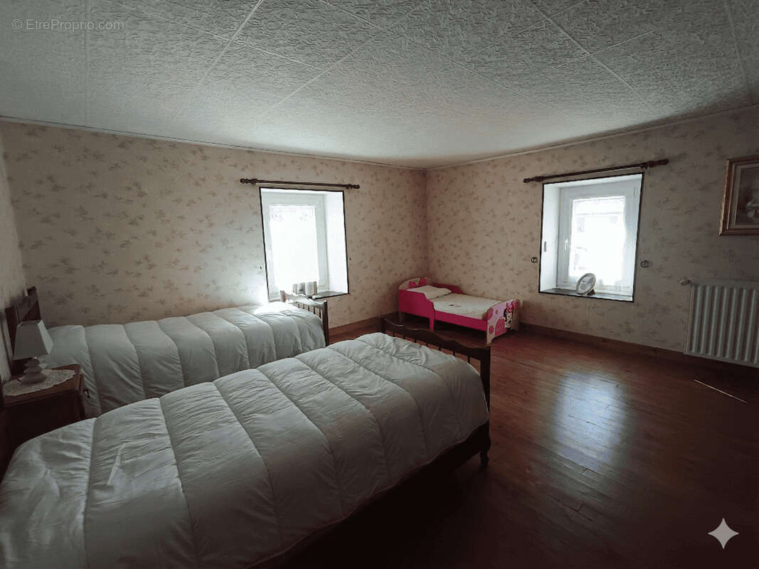 Maison à FROTEY-LES-LURE