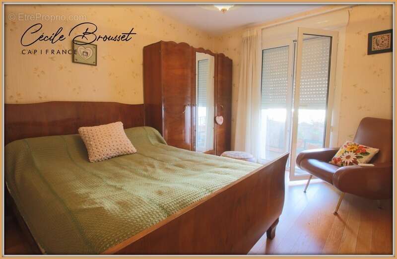 Maison à SAINT-LAURENT-DE-CERDANS