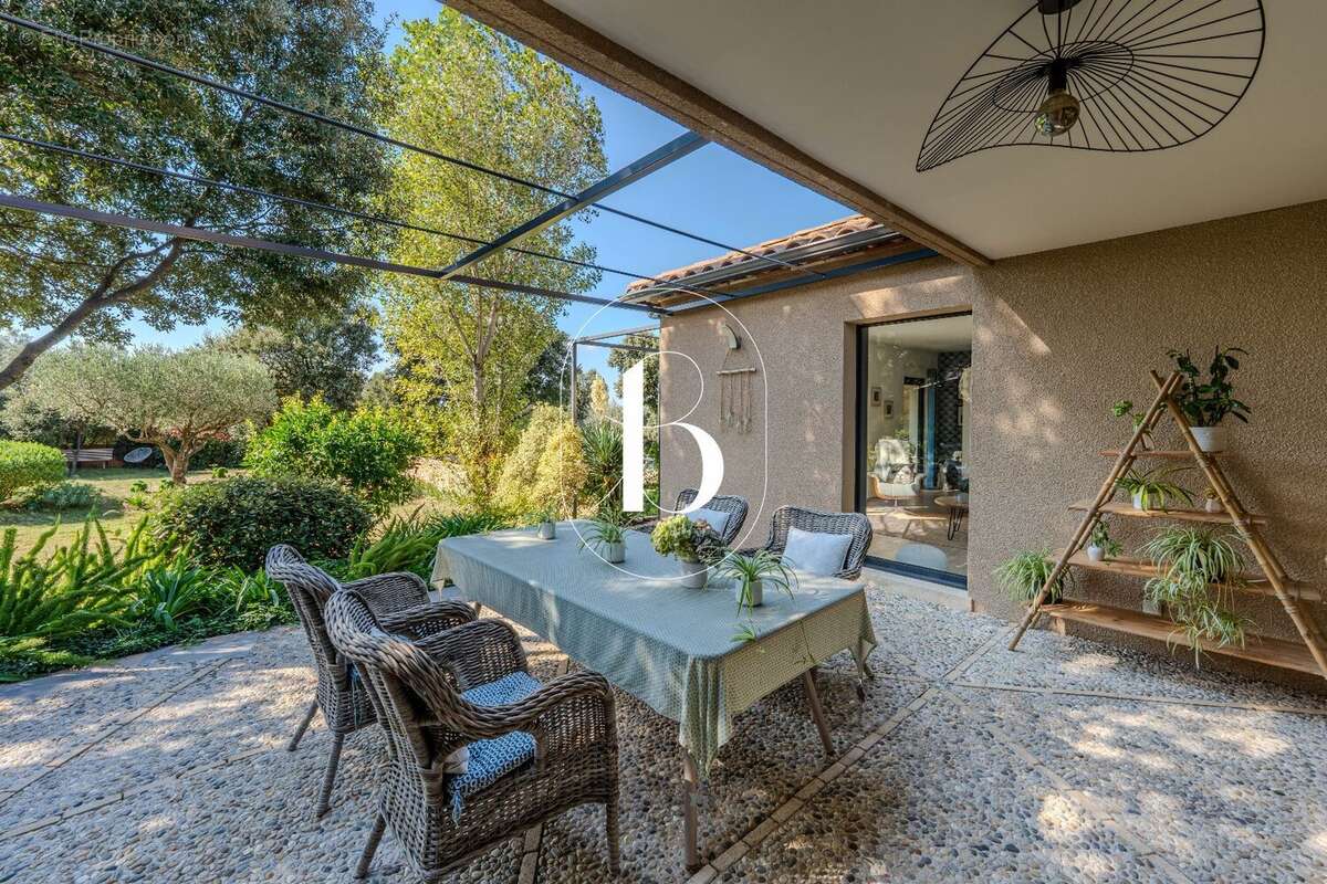 Maison à UZES