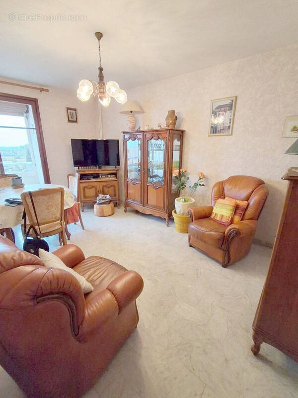 Appartement à HYERES