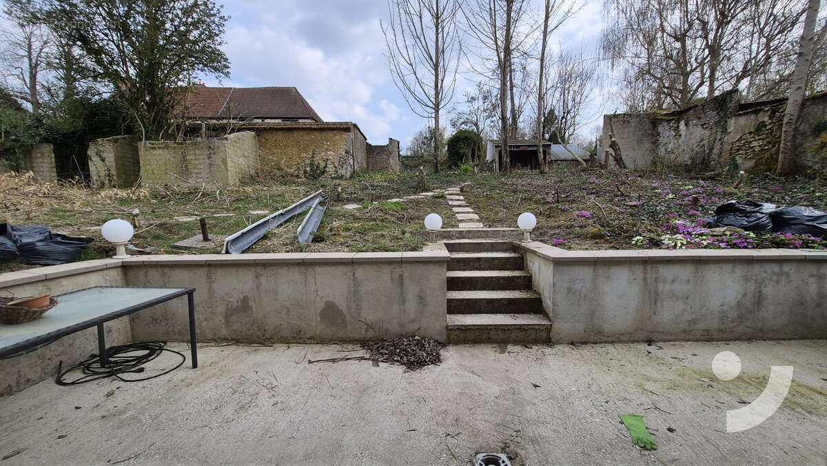 Maison à SAINT-MARTIN-D'ABLOIS
