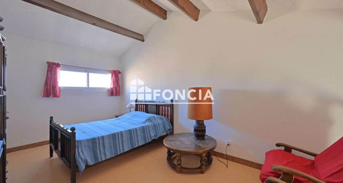 BOUCANET Grand P2 env 40 m2 cabine expo SUD parking privé proche plages et commerces - photo 6