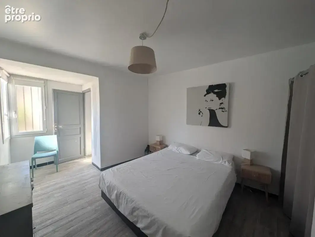 PÉZENAS CENTRE — Appartement traversant - photo 7