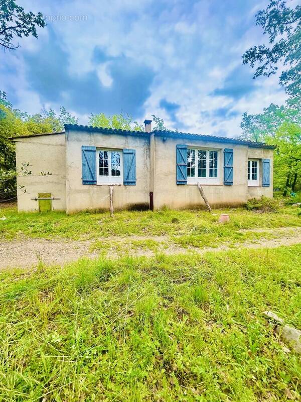 Maison à FIGANIERES