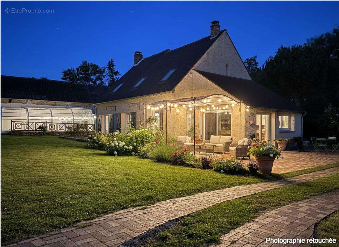 Maison familiale avec dépendance et piscine – La Celle-les-Bordes - photo 4