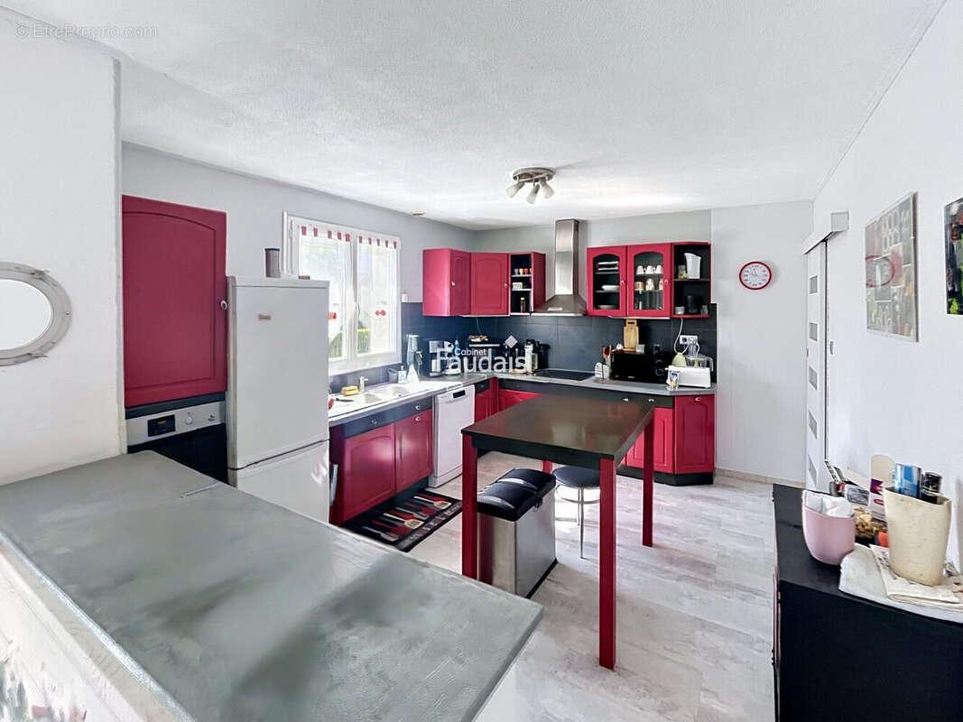 Maison 108 m² à Quettreville-Sur-Sienne  - photo 2