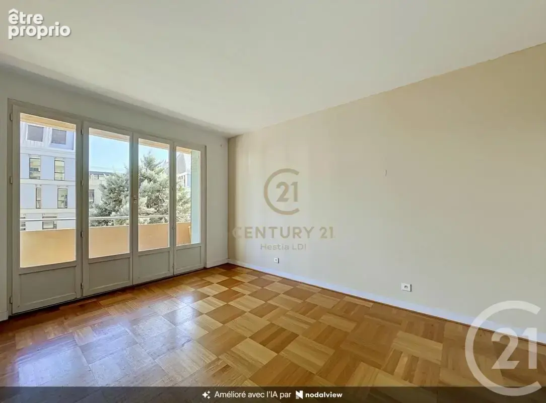 Appartement 4 pièces 99 m² à vendre à Lyon-8e (69008) - photo 9