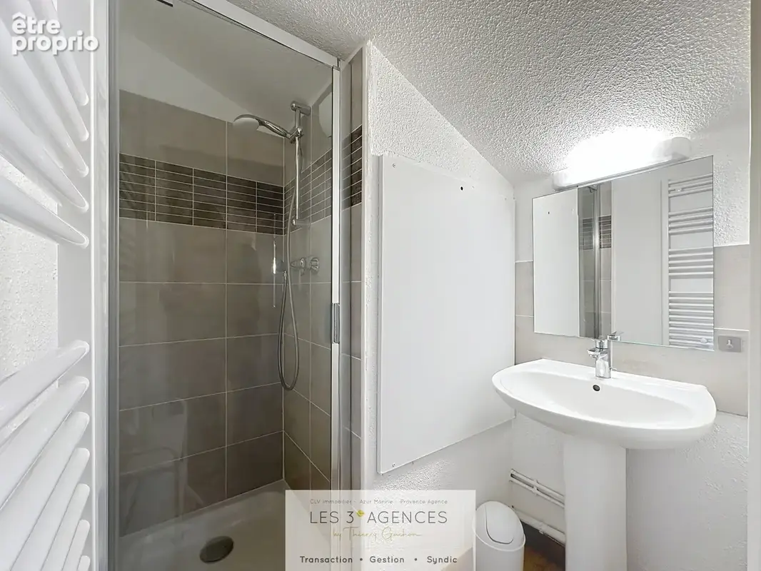 Joli Duplex 31.69m2 - Terrasse - Parking - La Croix Valmer - photo 7