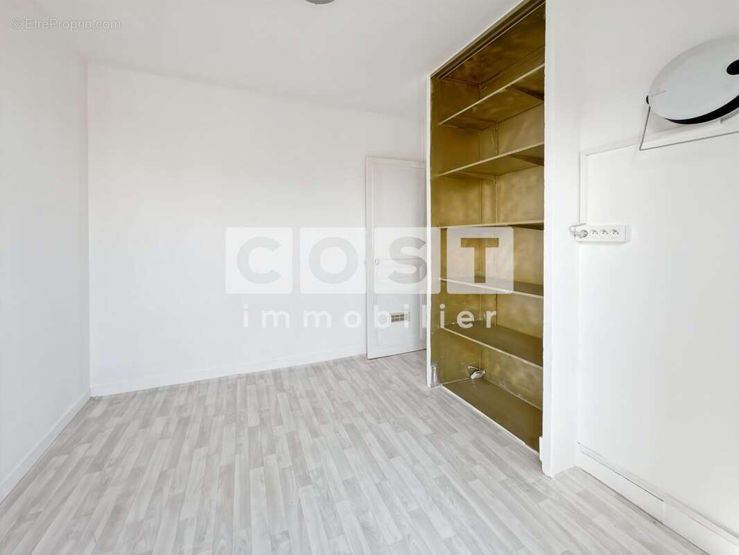Appartement à GENNEVILLIERS