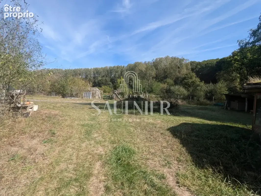 Entre Montrichard et Blois, petit domaine agricole. - photo 23