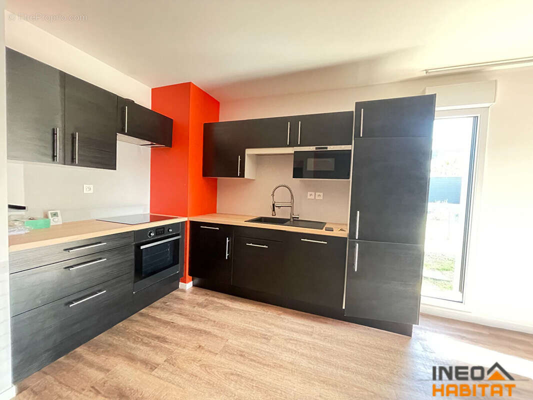 Appartement à LA MEZIERE