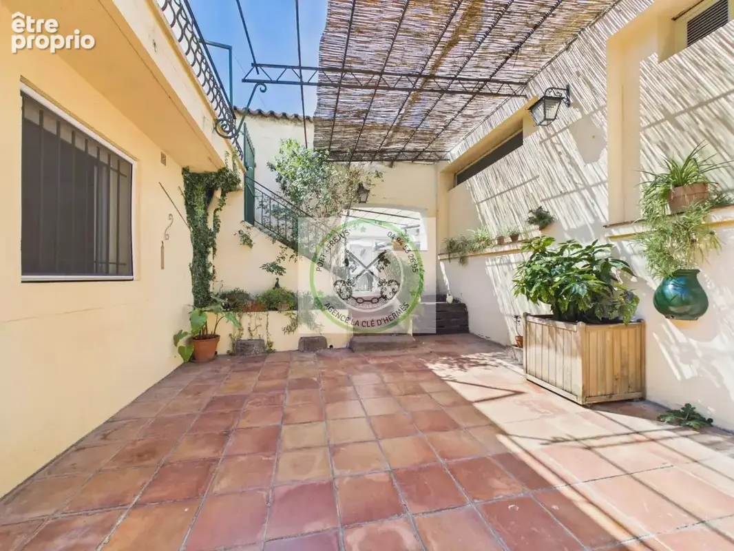 Appartement loft ou commerce   saint raphael centre - photo 21