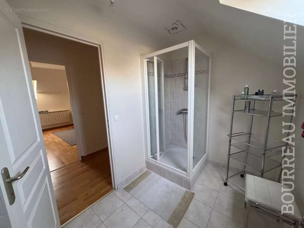 Maison à ARCES-DILO