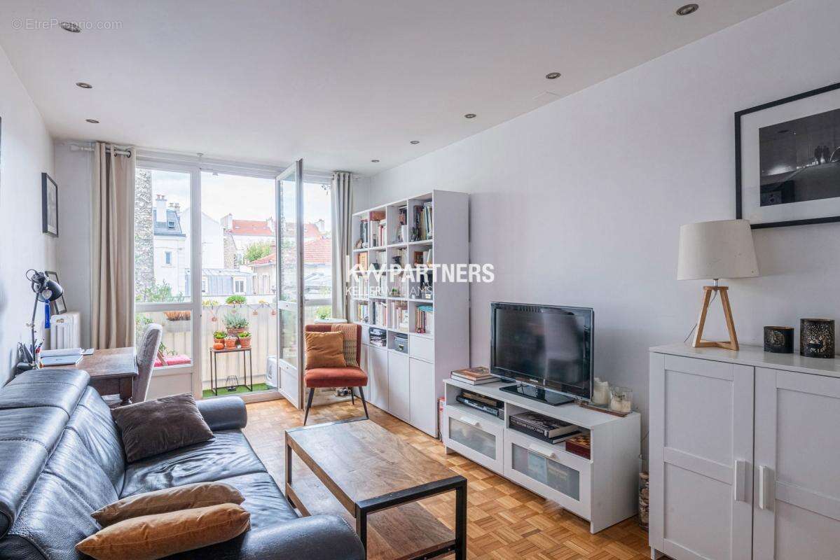 Appartement à MONTROUGE