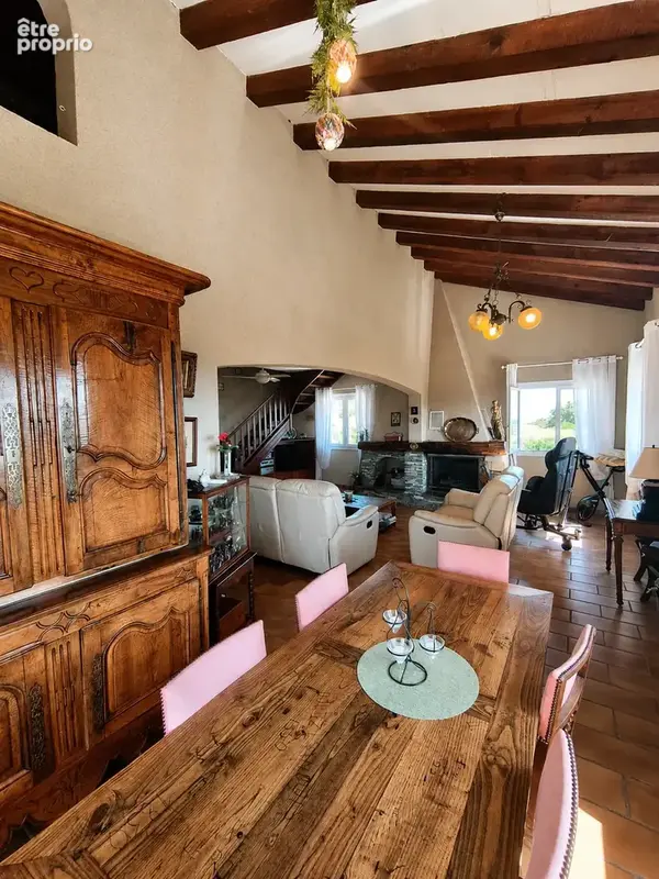 Maison familiale avec vue mer, jardin piscinable et fort potentiel - photo 15