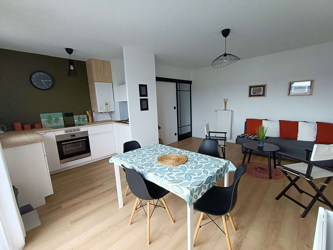 Appartement à LA CHAPELLE-SUR-ERDRE