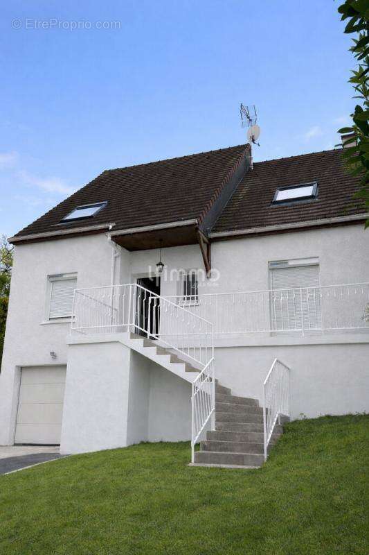 Maison 5 pièces avec vue sur parc - photo 2