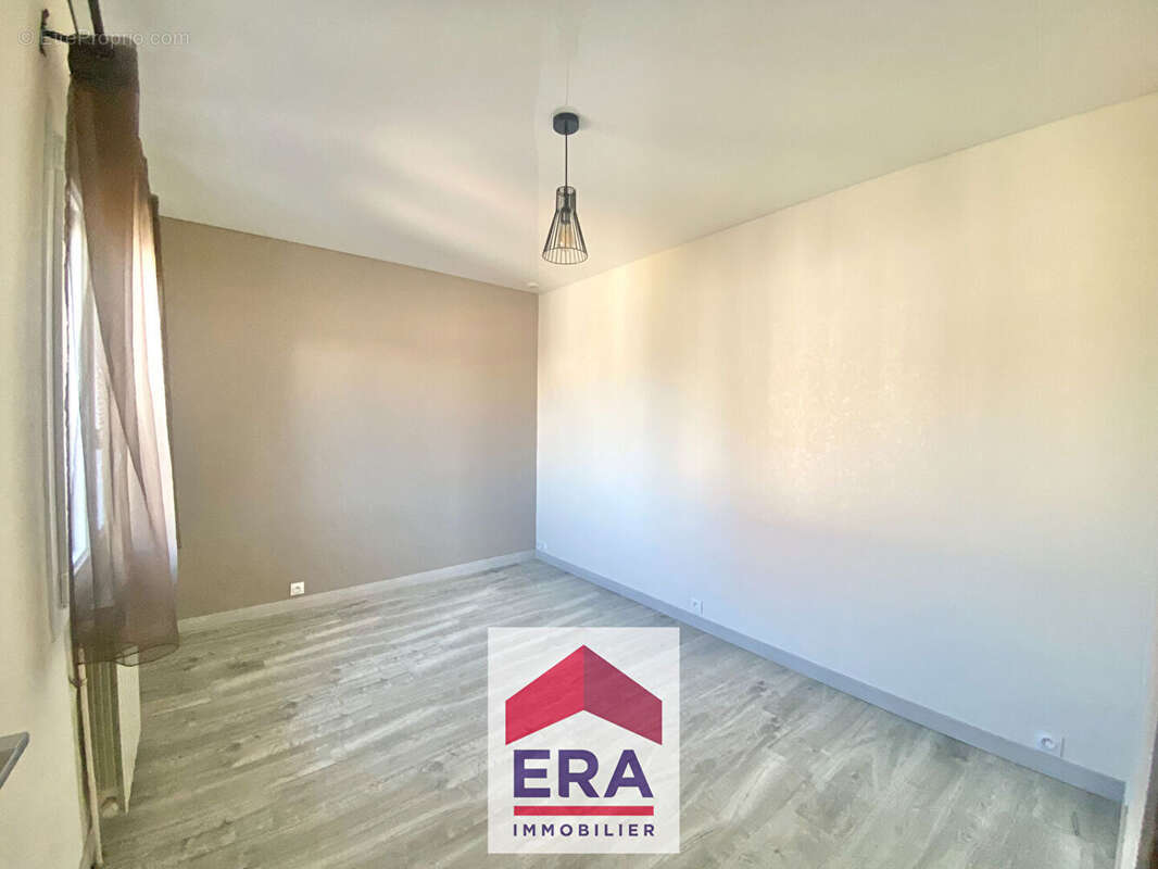 Maison à SARTROUVILLE