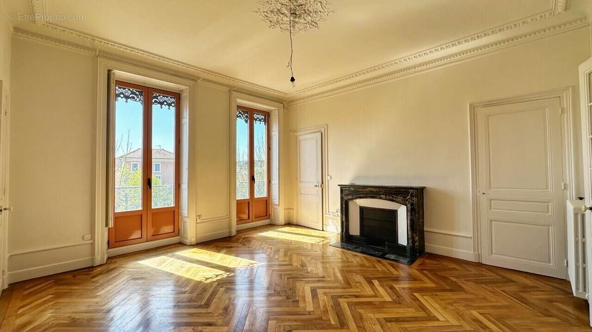 Appartement à VOIRON