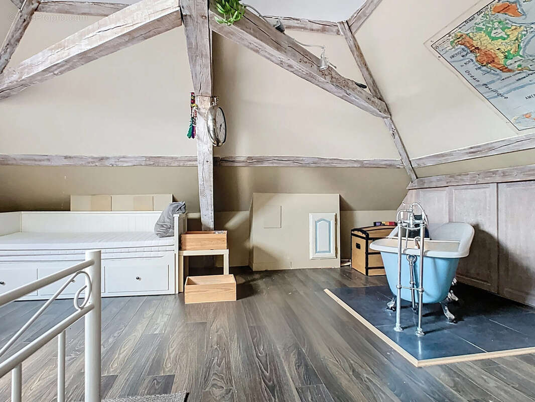 Maison à MONTMIRAIL