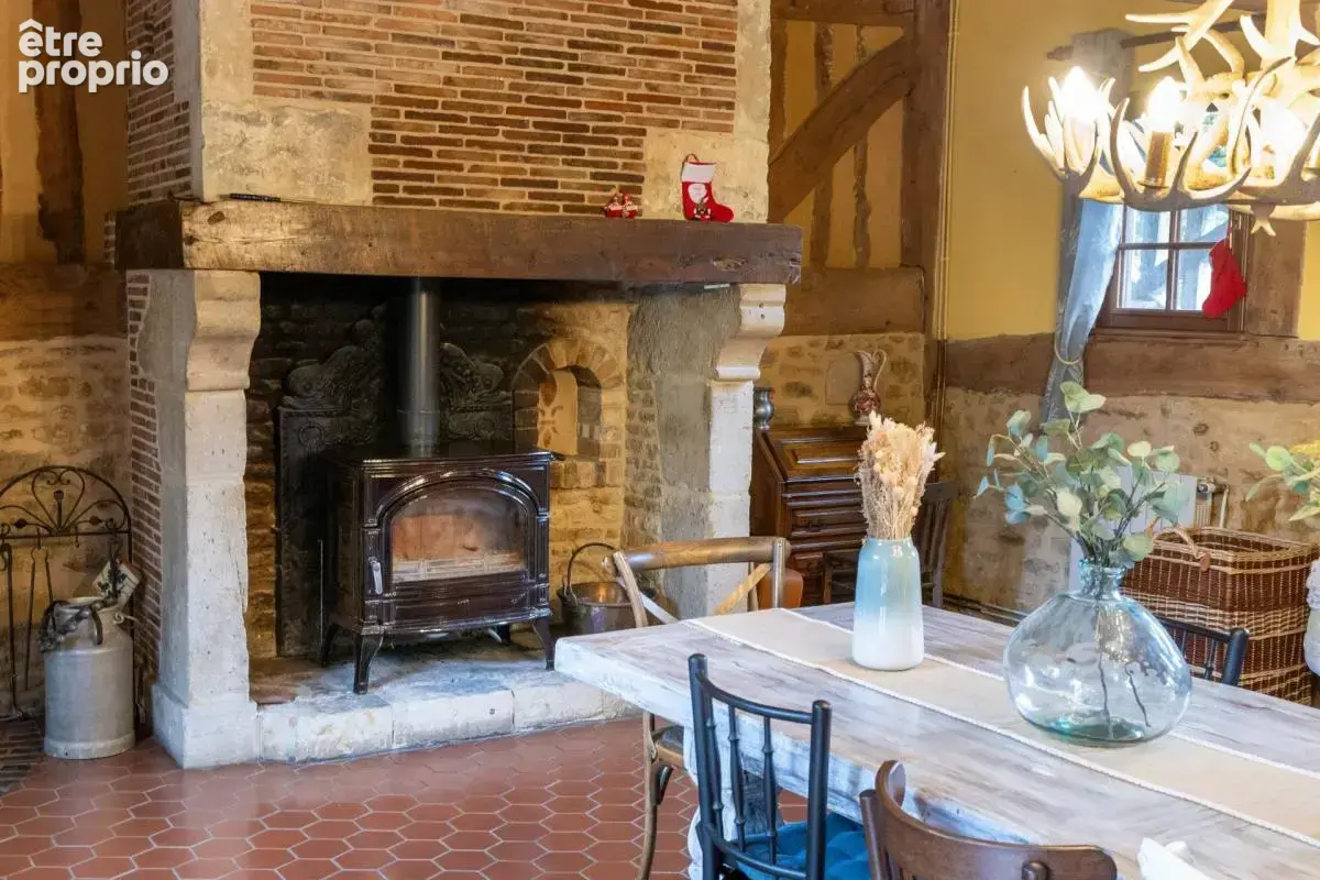 Maison Ancienne de Standing avec Piscine et Vue Campagne - photo 7