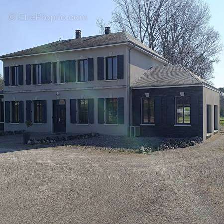 Maison à OCHANCOURT