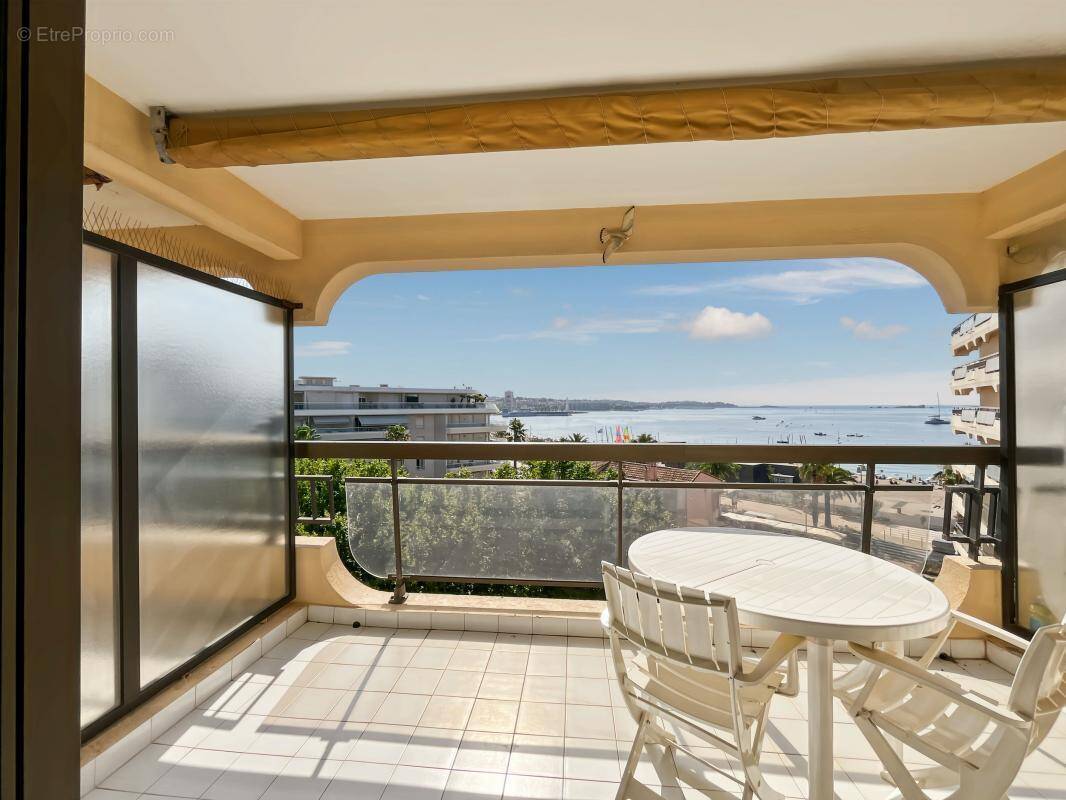 Appartement à FREJUS