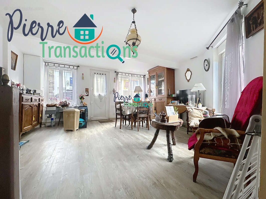 Maison à LILLEBONNE