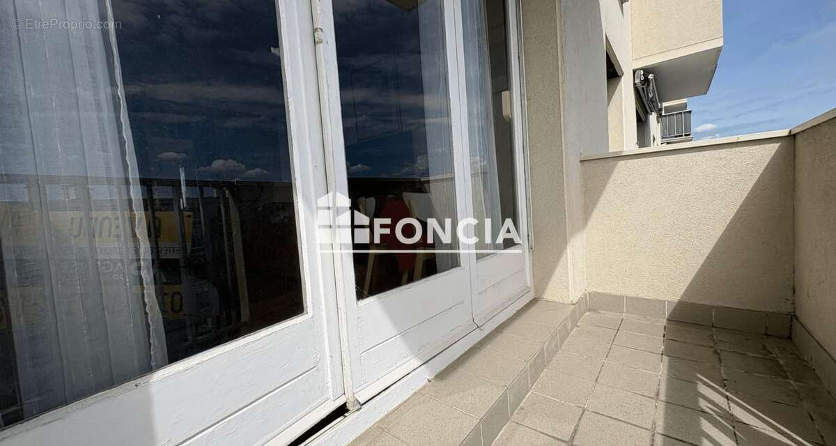 Appartement à HOUILLES